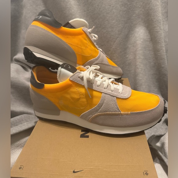 Nike DBreak-Type Sneakers - Picture 2 of 6